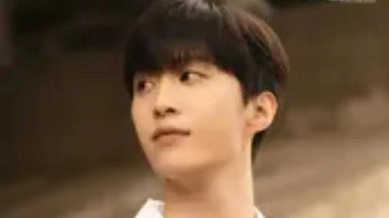 久久的爱久久的你在线观看_电视剧久久的爱_爱情故事成长人生